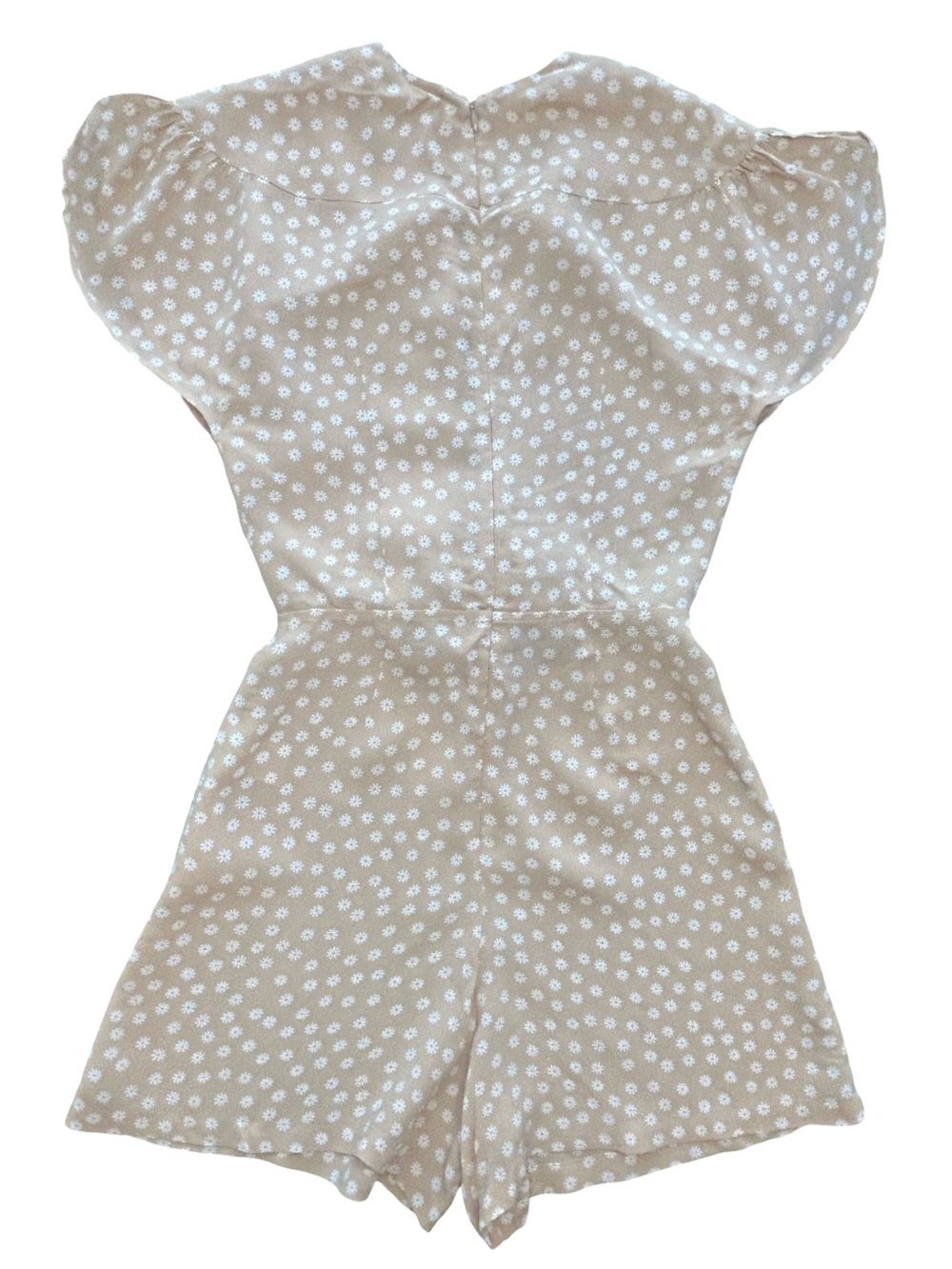 Reformation Floral Front Tie Romper flutter sleeves, a plunging V-neckline 2 - Picture 3 of 7
